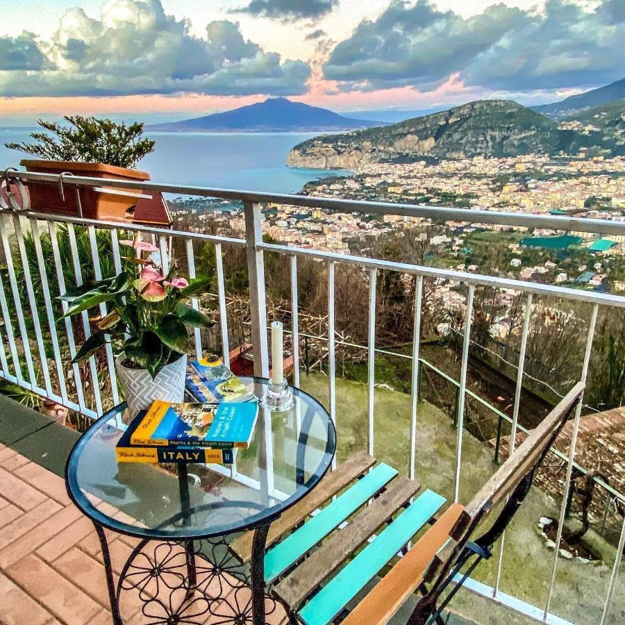 Villa Monica B&B Sorrento Ngoại thất bức ảnh