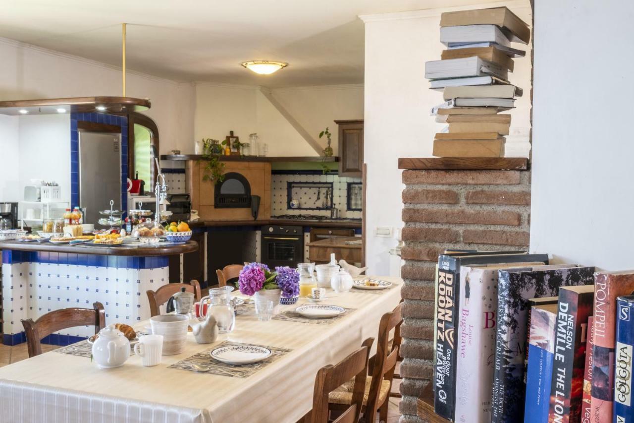 Villa Monica B&B Sorrento Ngoại thất bức ảnh