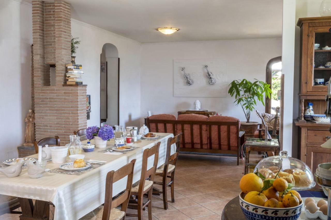 Villa Monica B&B Sorrento Ngoại thất bức ảnh
